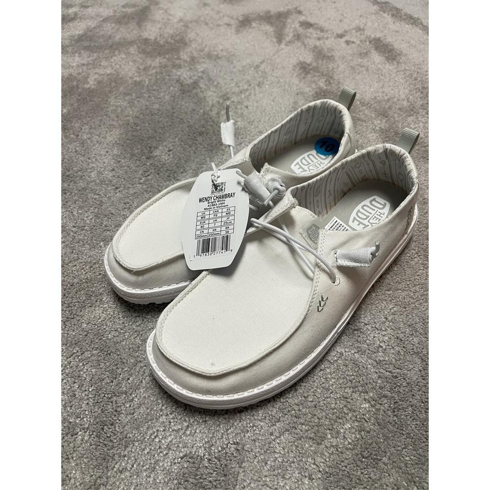 Hey Dude Women's Wendy Chambray Bright White Slip On Shoes Size 9